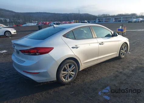 2017 Hyundai Elantra Se z USA, uszkodzony, nr VIN 5NPD84LFXHH142033
